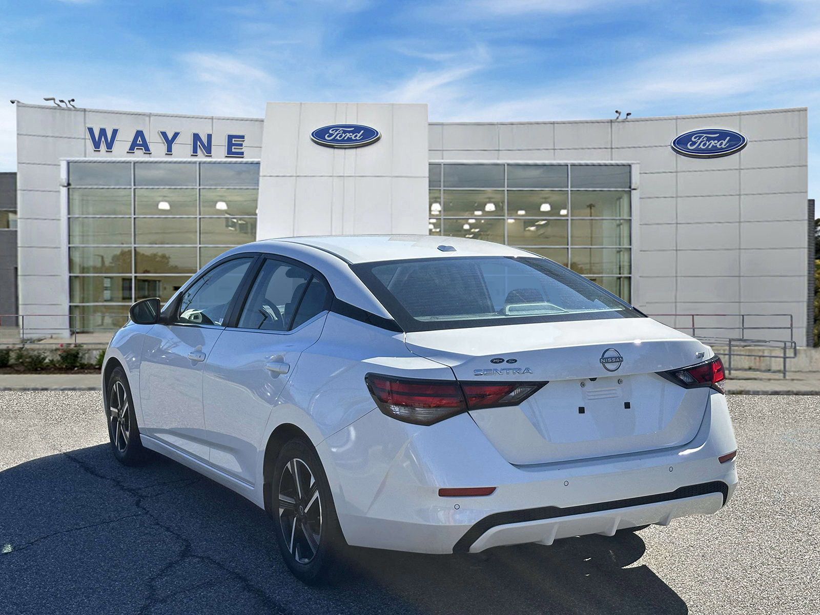 Used 2024 Nissan Sentra SV image 3