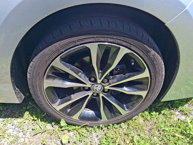 Used 2017 Toyota Corolla XSE w/ Carpet Mat Package (TMS) FWD image 15