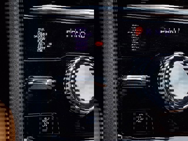 Used 2021 Jeep Grand Cherokee L Summit w/ Advanced Protech Group IV image 13