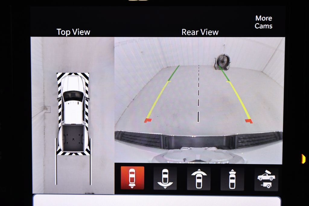 Used 2022 RAM 3500 Laramie AWD/4WD image 32