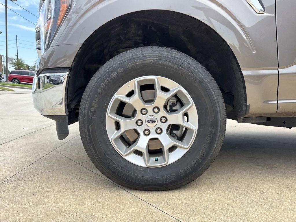 Certified 2023 Ford F150 XLT image 5