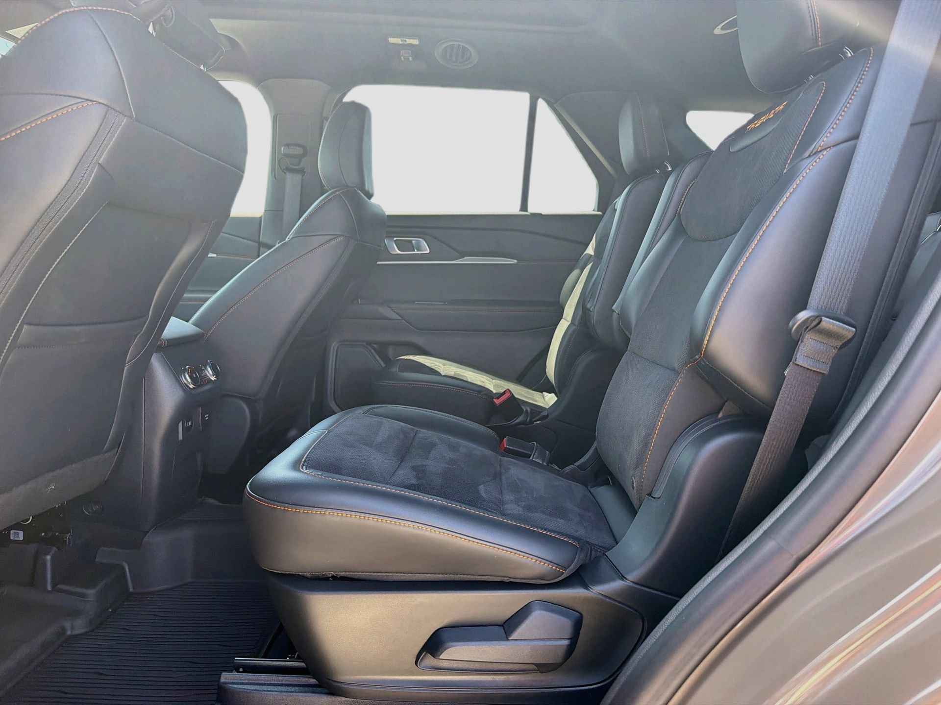 Certified 2026 Ford Explorer Tremor w/ Tremor Ultimate Package AWD/4WD image 26