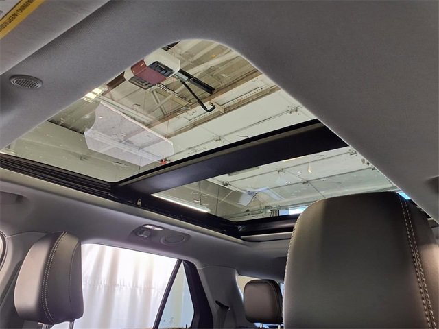 Certified 2023 Ford Explorer XLT w/ Equipment Group 202A image 15