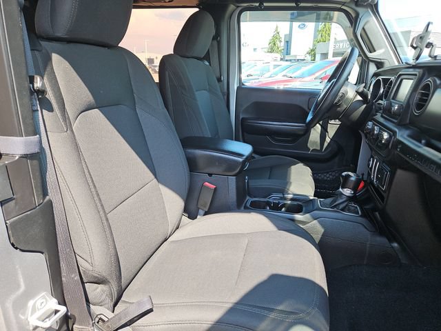 Used 2018 Jeep Wrangler Sport AWD/4WD image 27