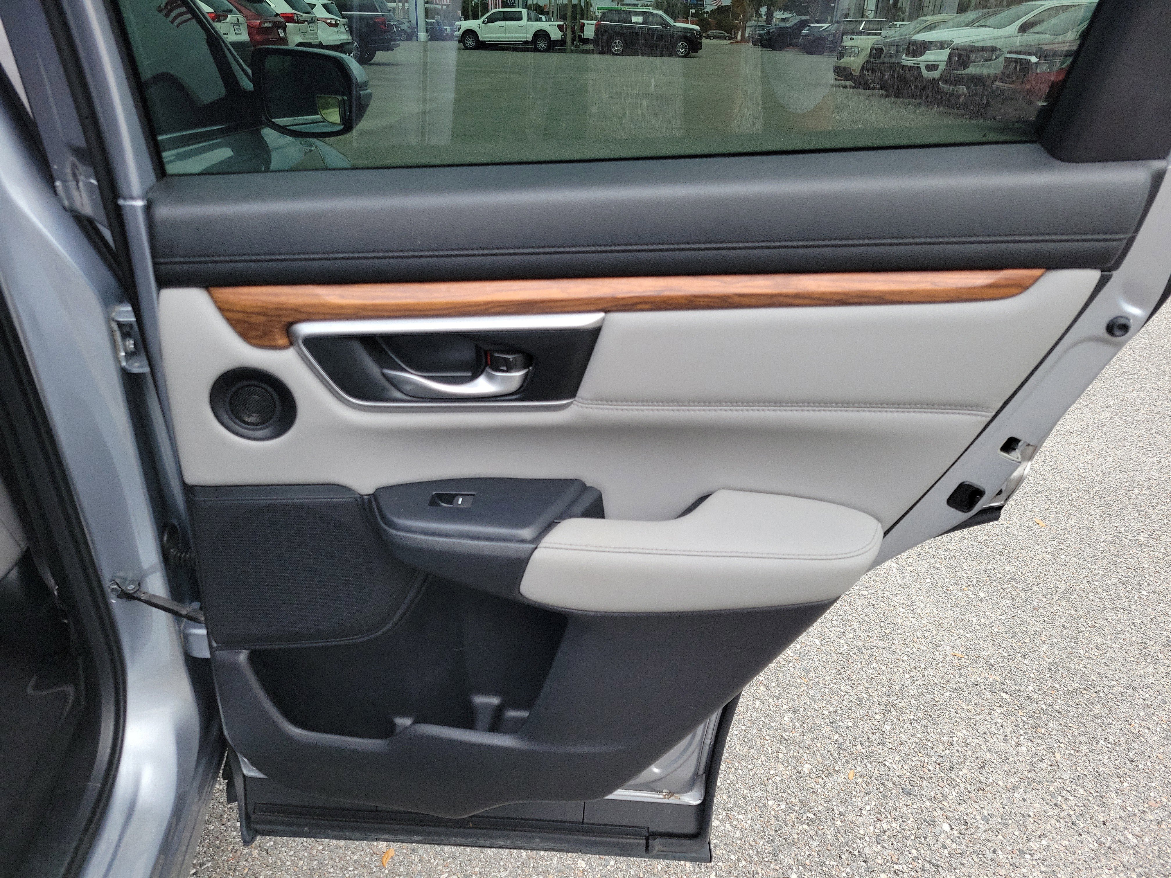 Used 2019 Honda CR-V EX-L image 24