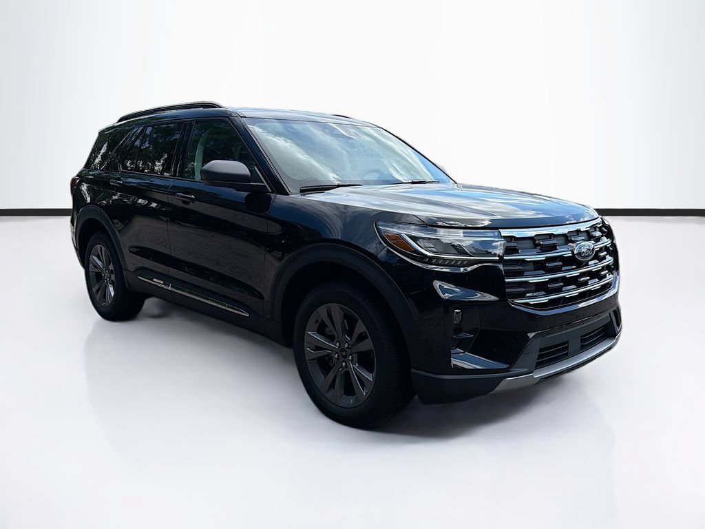 Certified 2025 Ford Explorer Active w/ Active Comfort Package AWD/4WD image 3