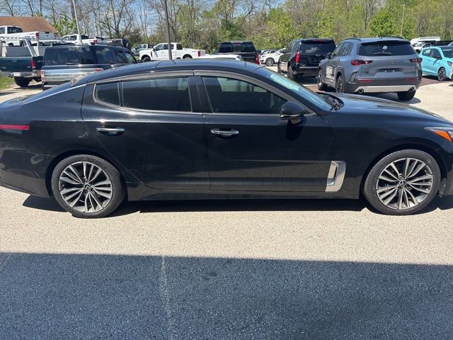 Used 2018 Kia Stinger Premium AWD/4WD image 21