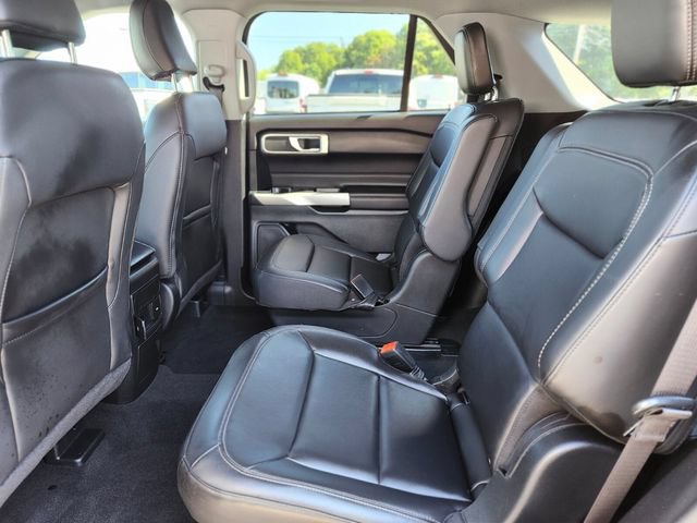 Certified 2023 Ford Explorer XLT w/ Equipment Group 202A AWD/4WD image 16
