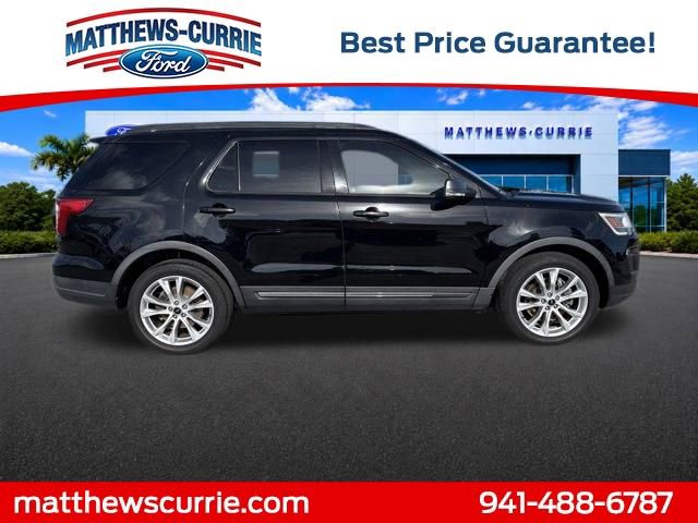 Certified 2018 Ford Explorer XLT w/ Equipment Group 202A AWD/4WD image 4