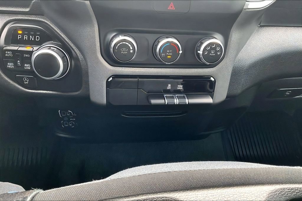 Used 2022 RAM 1500 Big Horn AWD/4WD image 25