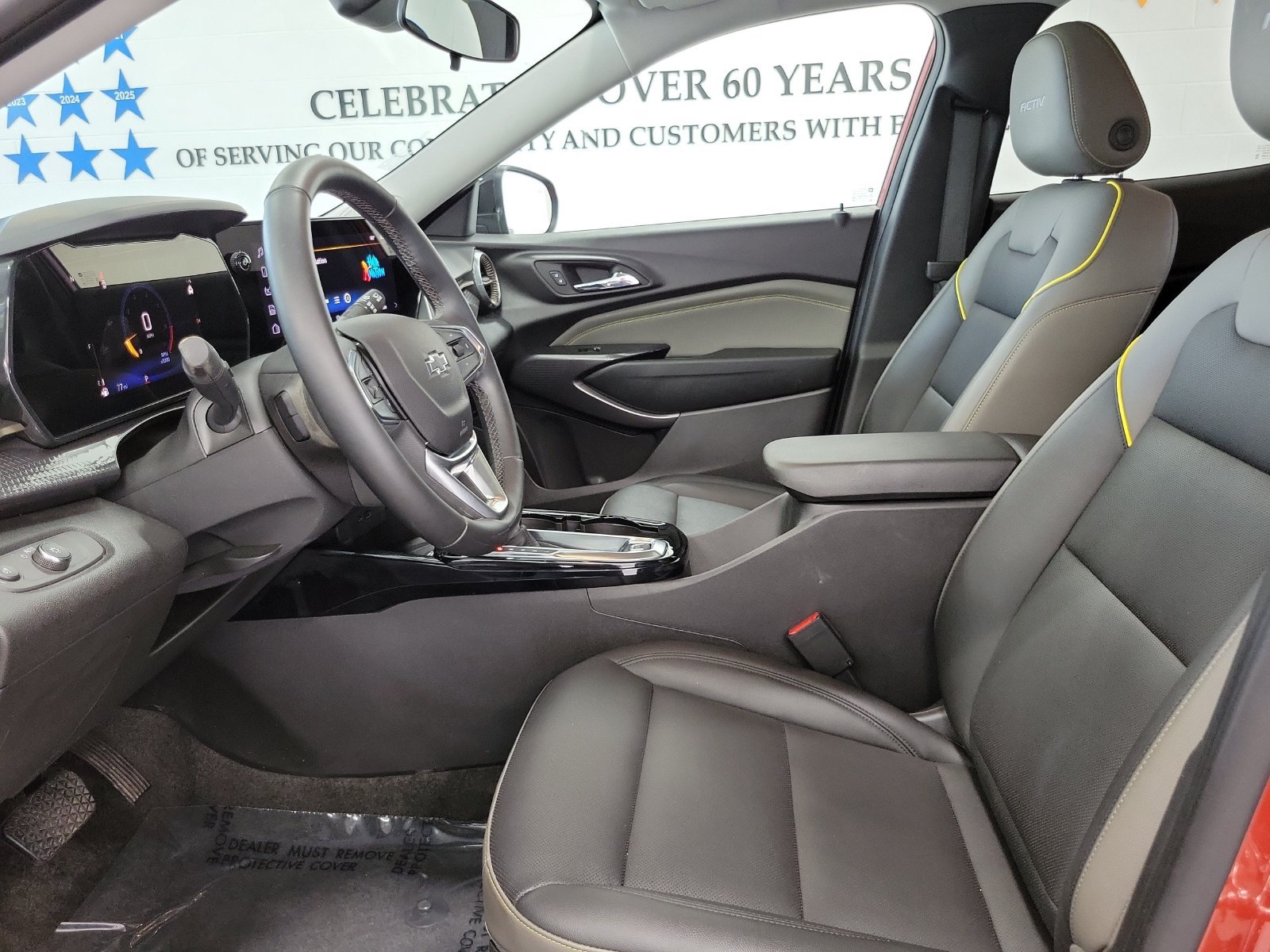 Used 2024 Chevrolet Trax ACTIV w/ Sunroof Package FWD image 8
