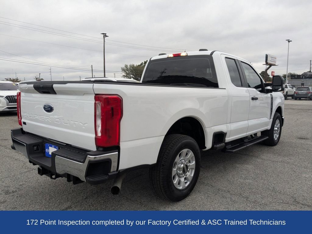 Certified 2023 Ford F250 XL w/ XL Chrome Package image 4