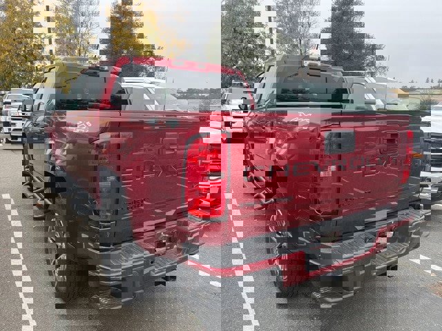 Used 2022 Chevrolet Colorado LT w/ LT Convenience Package image 7