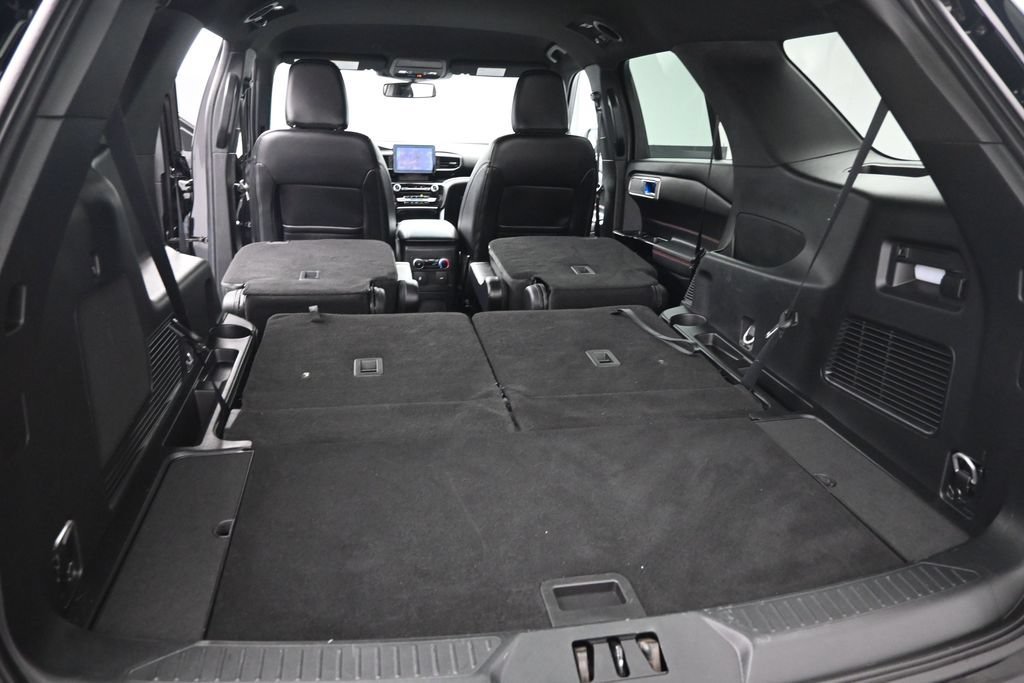 Certified 2023 Ford Explorer ST-Line RWD image 25
