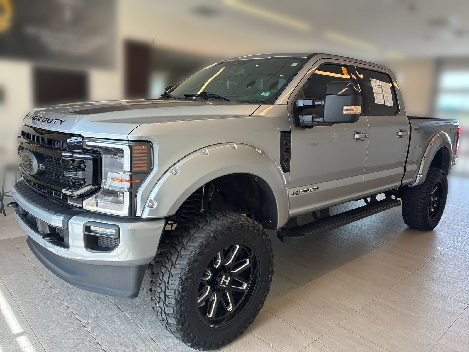 Certified 2022 Ford F250 Lariat w/ Black Appearance Package AWD/4WD image 11