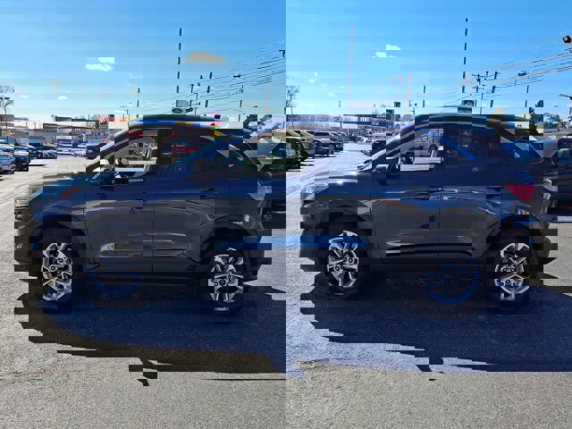 Certified 2022 Ford Escape SE w/ Convenience Package image 2