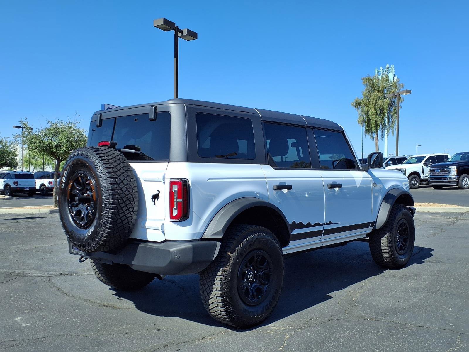 Certified 2024 Ford Bronco Wildtrak AWD/4WD image 6