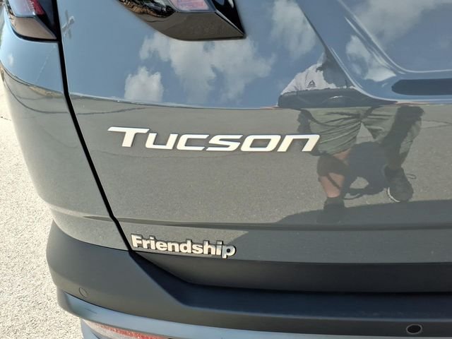 Used 2025 Hyundai Tucson Limited AWD/4WD image 11