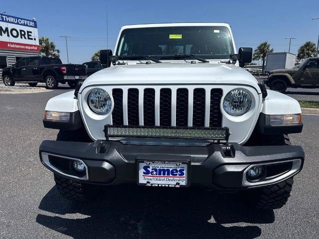 Used 2023 Jeep Gladiator Sport AWD/4WD image 8