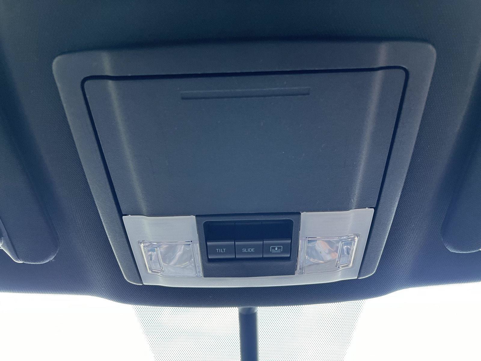 Certified 2019 Ford Explorer Limited AWD/4WD image 26