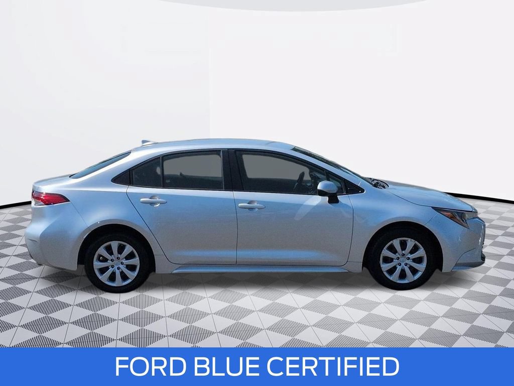 Used 2024 Toyota Corolla LE FWD image 6
