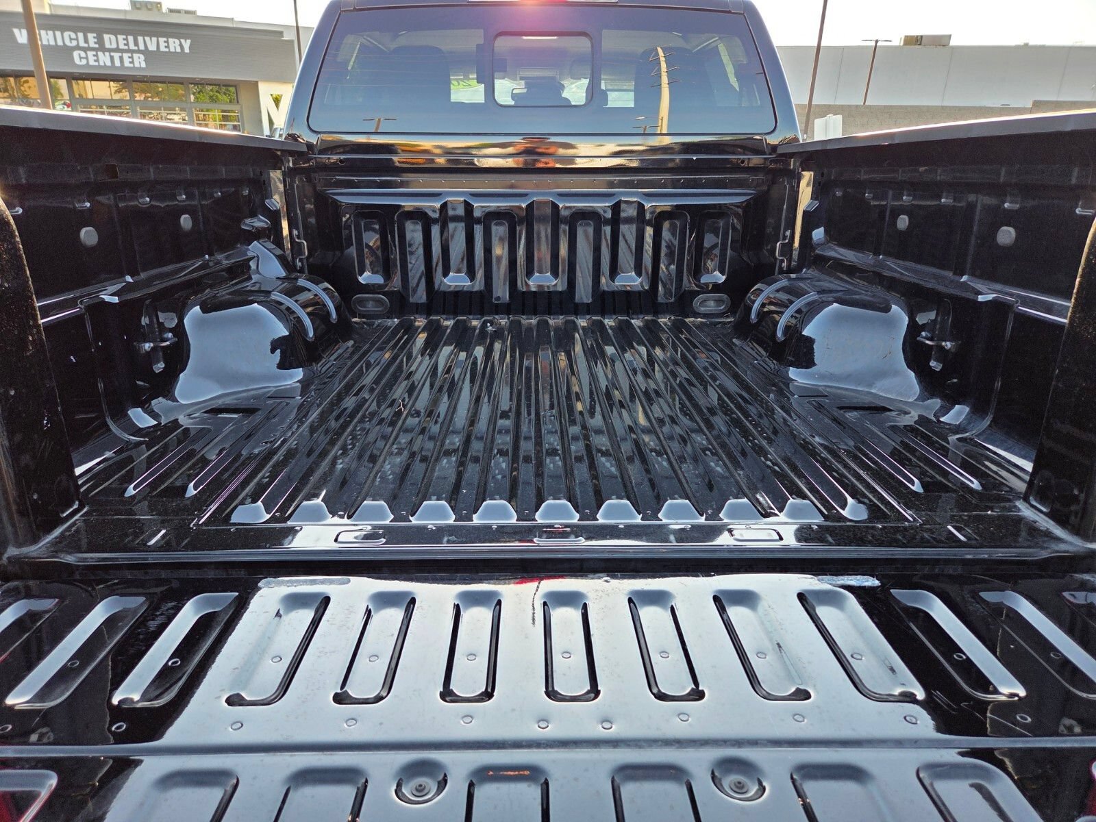 Certified 2019 Ford Ranger XLT w/ Equipment Group 302A Luxury RWD image 13