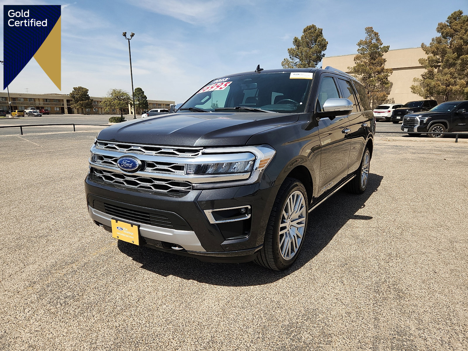 Certified 2023 Ford Expedition Platinum image 1