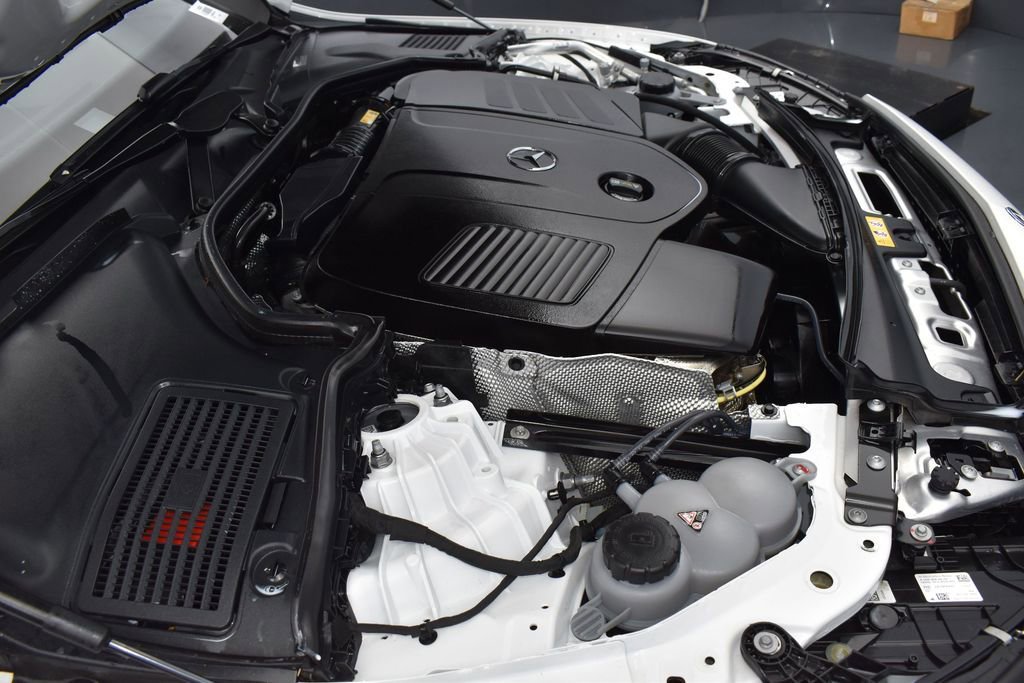 Used 2025 Mercedes-Benz C 300 Sedan image 28