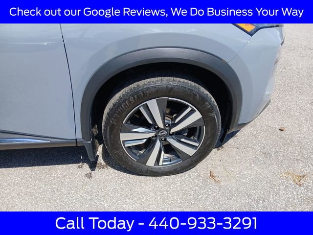 Used 2023 Nissan Rogue SL AWD/4WD image 13