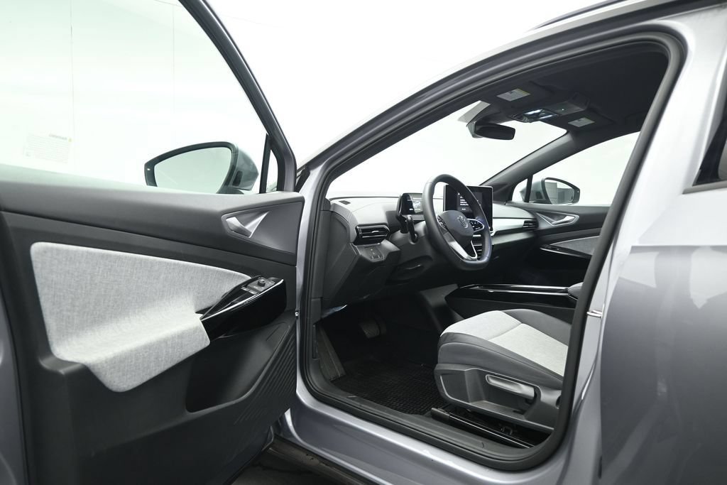 Used 2025 Volkswagen ID.4 Pro RWD image 7