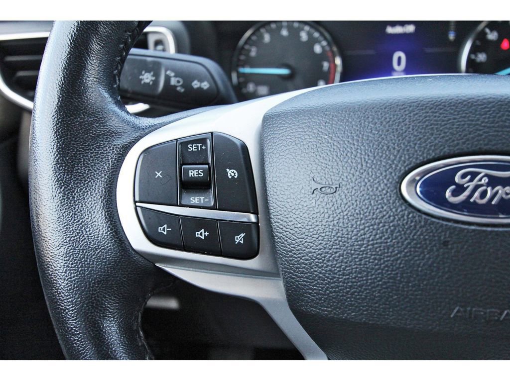 Certified 2023 Ford Explorer XLT w/ Equipment Group 202A image 23
