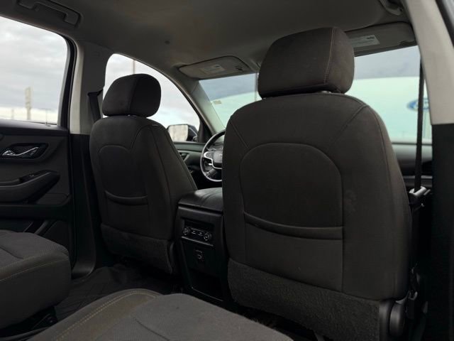 Used 2020 Chevrolet Traverse LT image 35