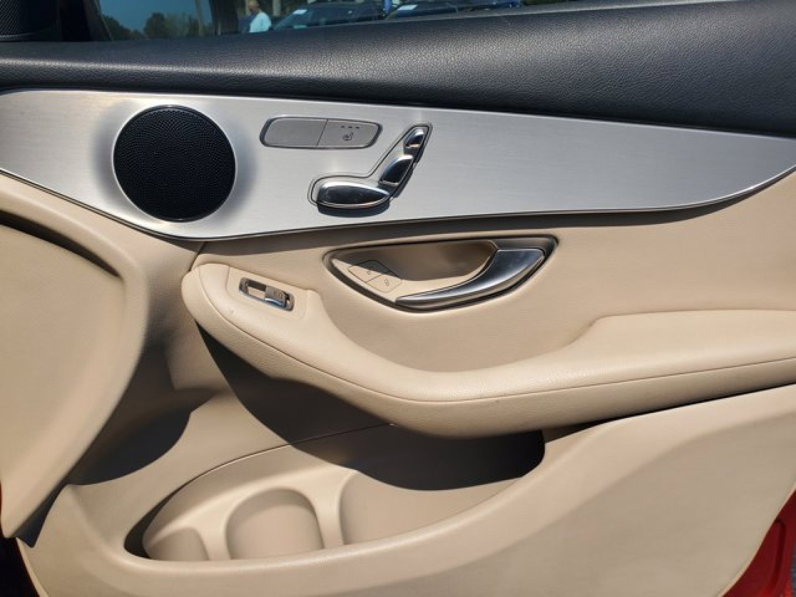 Used 2021 Mercedes-Benz GLC 300 image 37