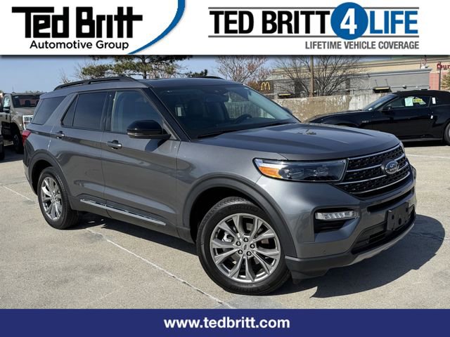 Certified 2023 Ford Explorer XLT w/ Equipment Group 202A AWD/4WD image 1