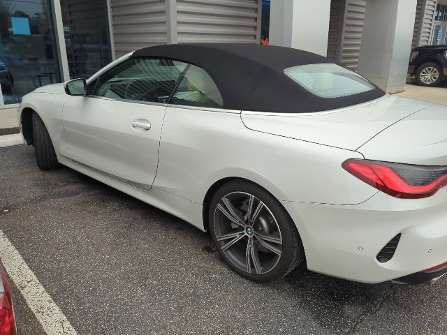 Used 2024 BMW 430i Convertible w/ Premium Package image 3