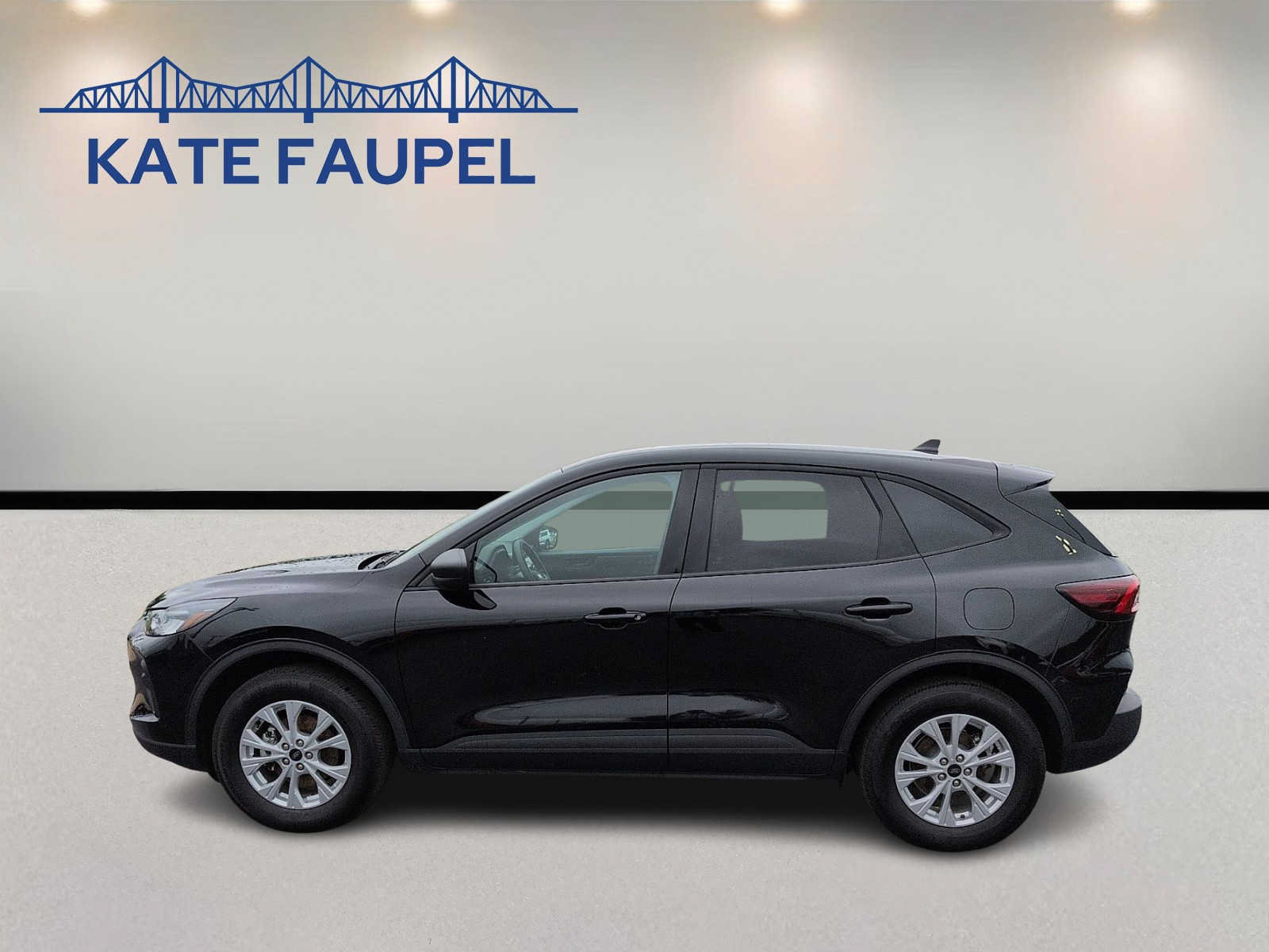 Certified 2025 Ford Escape Active AWD/4WD image 4