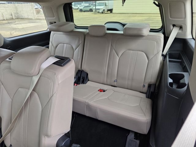 Certified 2024 Ford Expedition Limited image 15