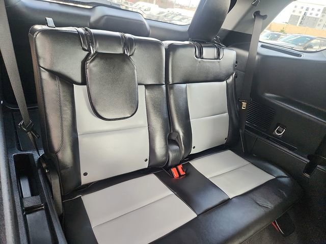 Certified 2023 Ford Explorer XLT w/ Equipment Group 202A image 33