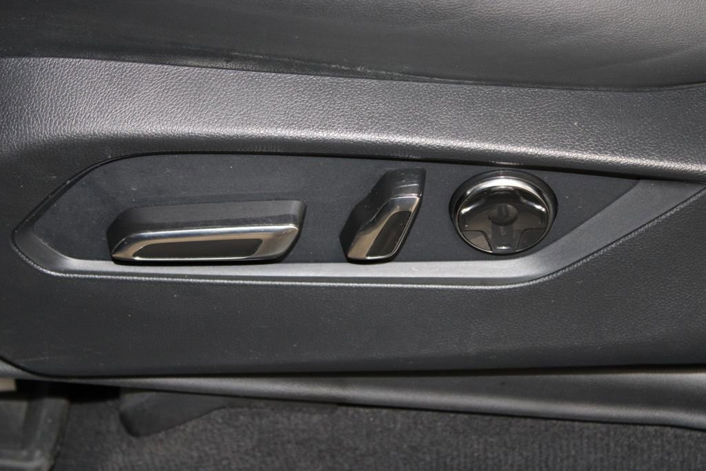 Used 2023 Acura MDX SH-AWD w/ Technology Package image 21