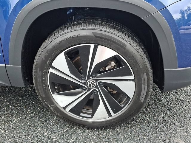 Used 2024 Volkswagen Taos SE AWD/4WD image 8