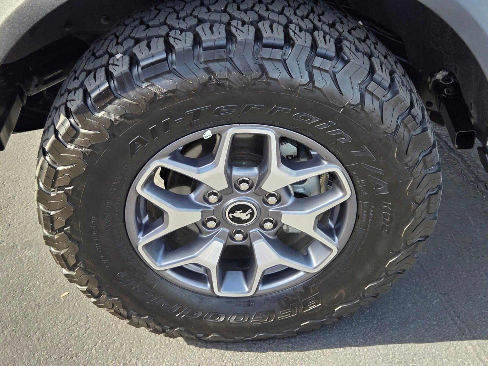 Certified 2025 Ford Bronco Badlands AWD/4WD image 9