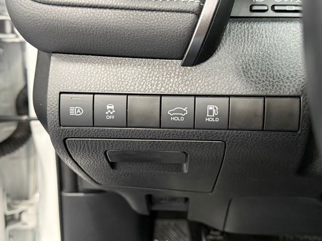 Used 2023 Toyota Camry SE FWD image 15