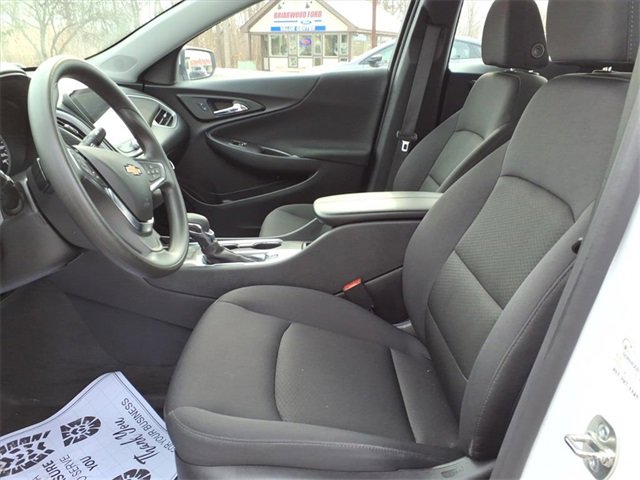Used 2024 Chevrolet Malibu LT image 13