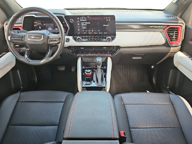 Used 2024 GMC Canyon AT4X AWD/4WD image 9