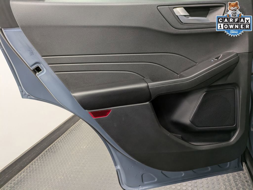 Certified 2023 Ford Escape Platinum w/ Premium Technology Package image 24