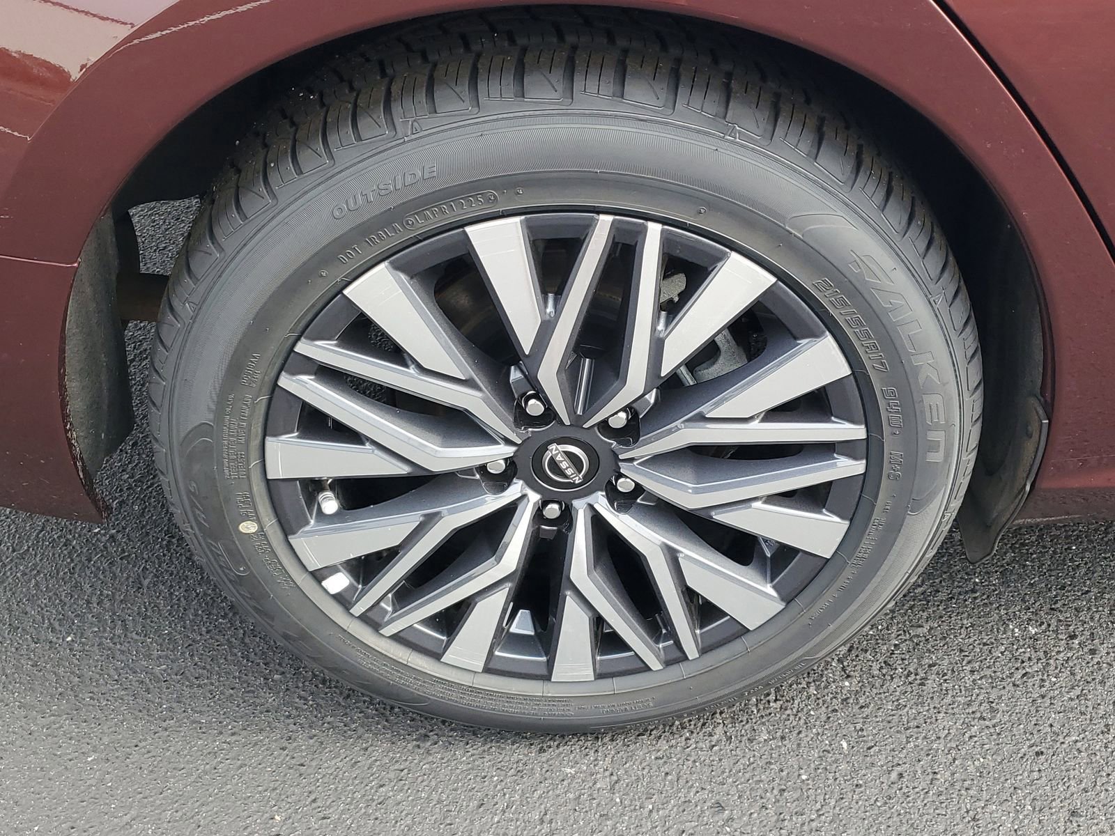 Used 2025 Nissan Altima 2.5 SV image 5