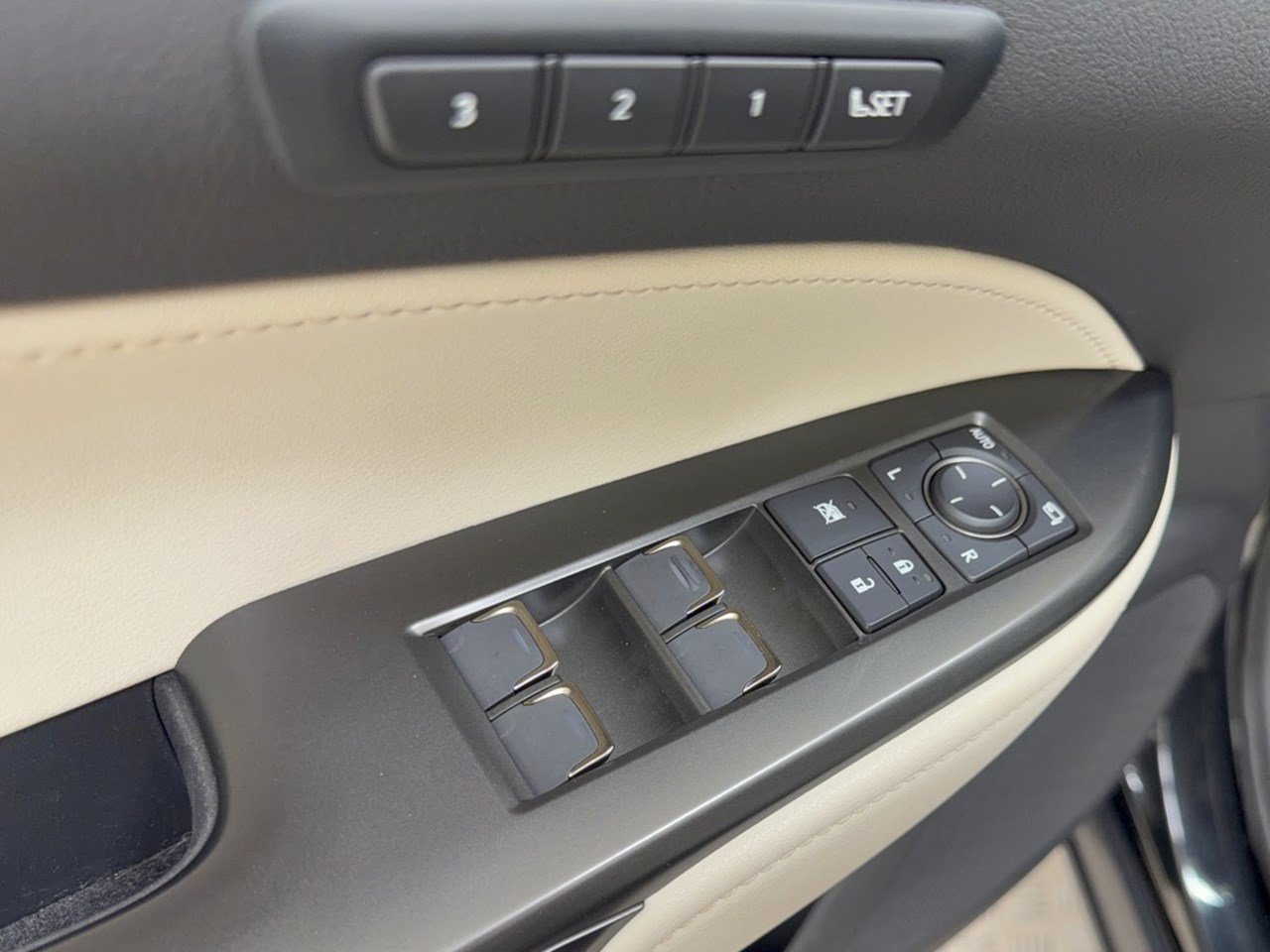 Used 2026 Lexus NX 350 AWD w/ Accessory Package (K3) image 15