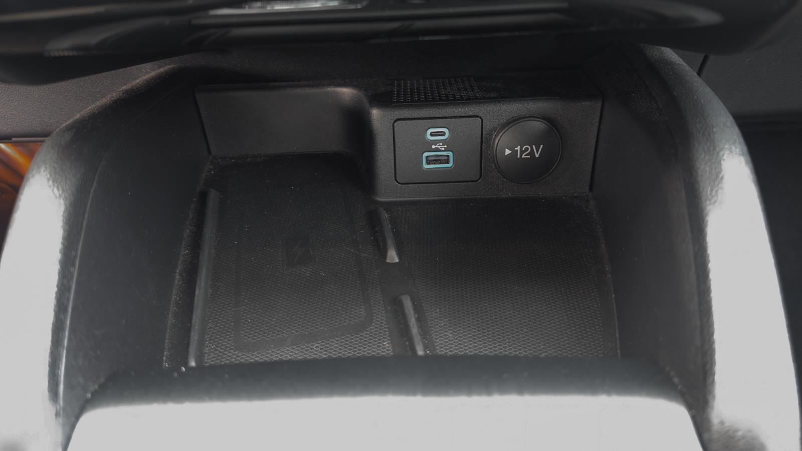 Certified 2022 Ford Escape Titanium w/ Titanium Elite Package image 16