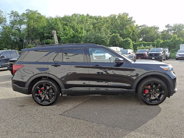 Certified 2023 Ford Explorer ST w/ Equipment Group 401A AWD/4WD image 9