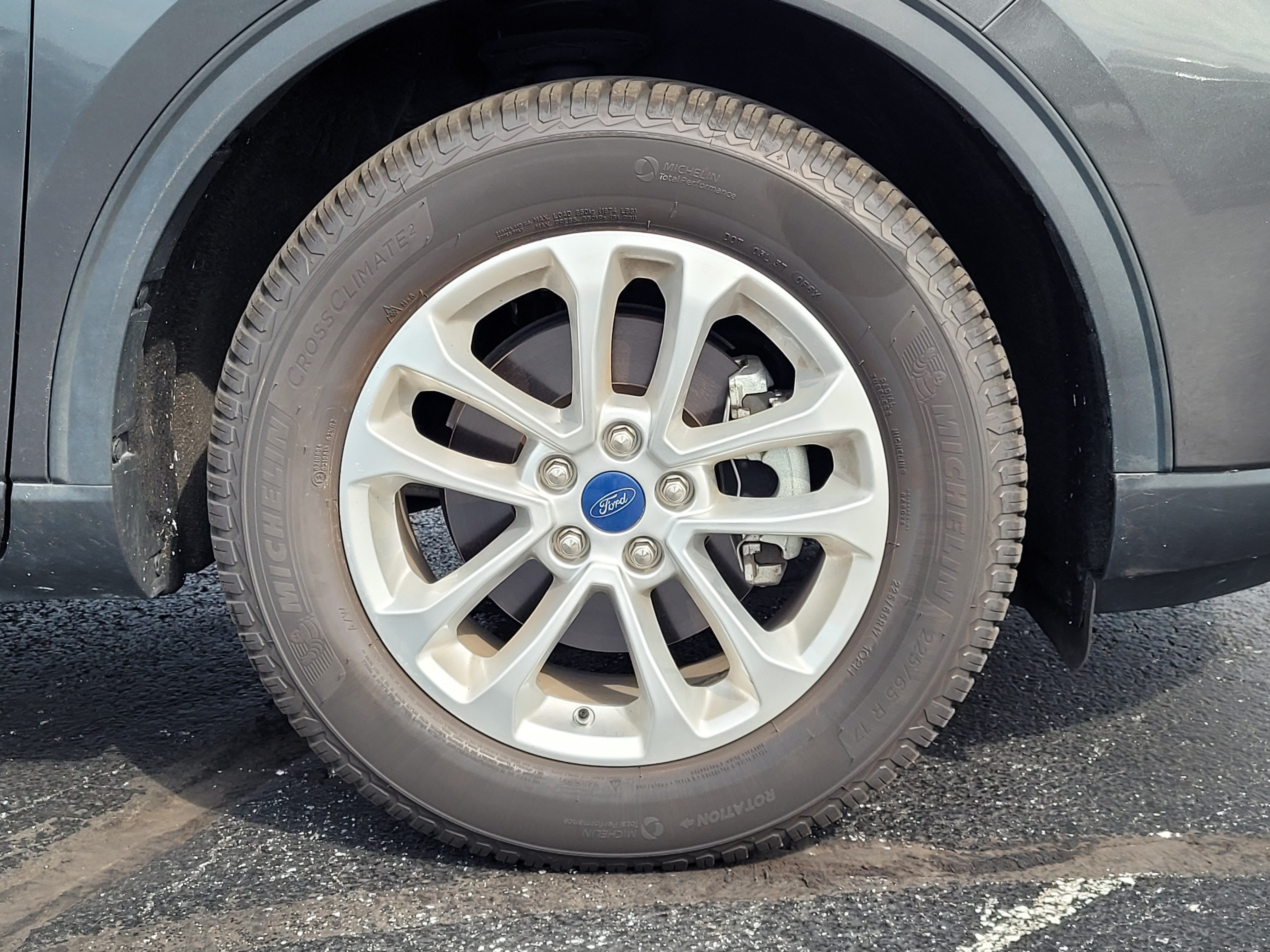 Certified 2020 Ford Escape SE AWD/4WD image 10